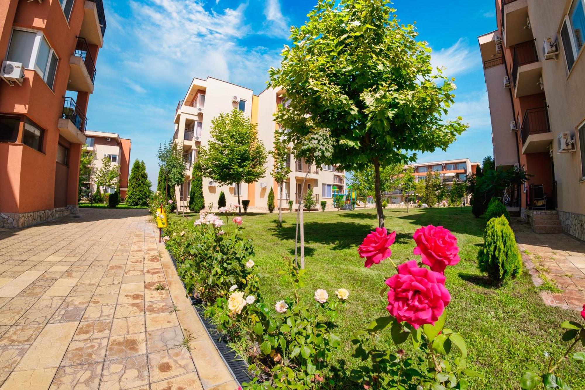 Nessebar Fort Club Apartments Sunny Beach Exterior foto