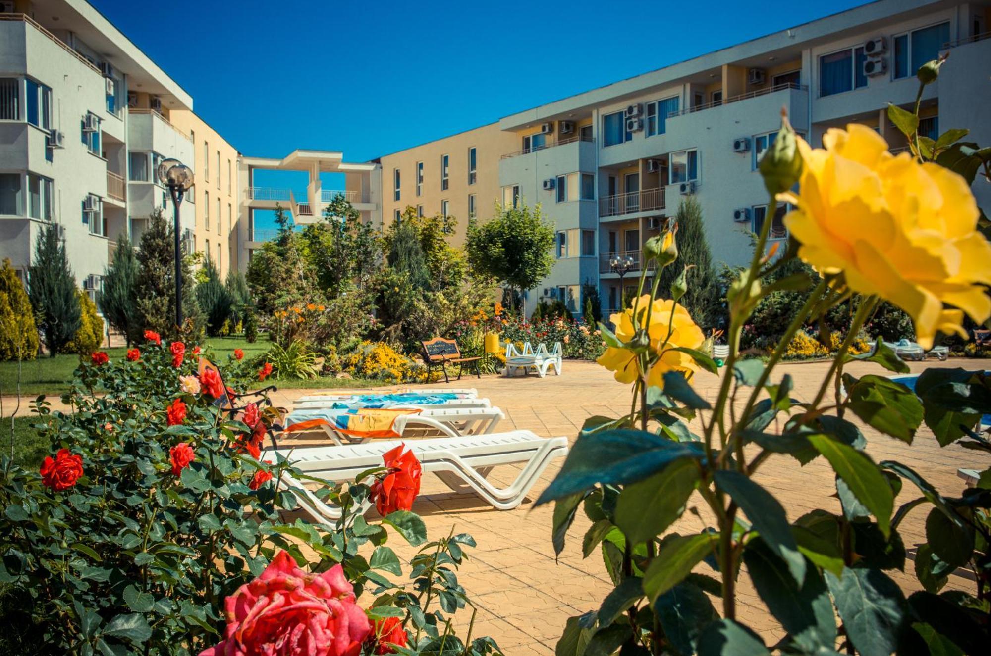 Nessebar Fort Club Apartments Sunny Beach Exterior foto